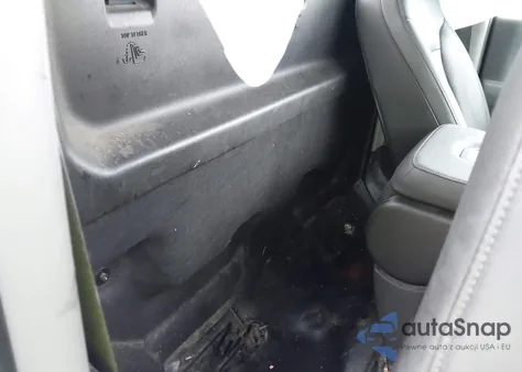 2021 Chevrolet Silverado 1500 4Wd Long Bed Wt из США, поврежденный, VIN 3GCNYAEF6MG112417